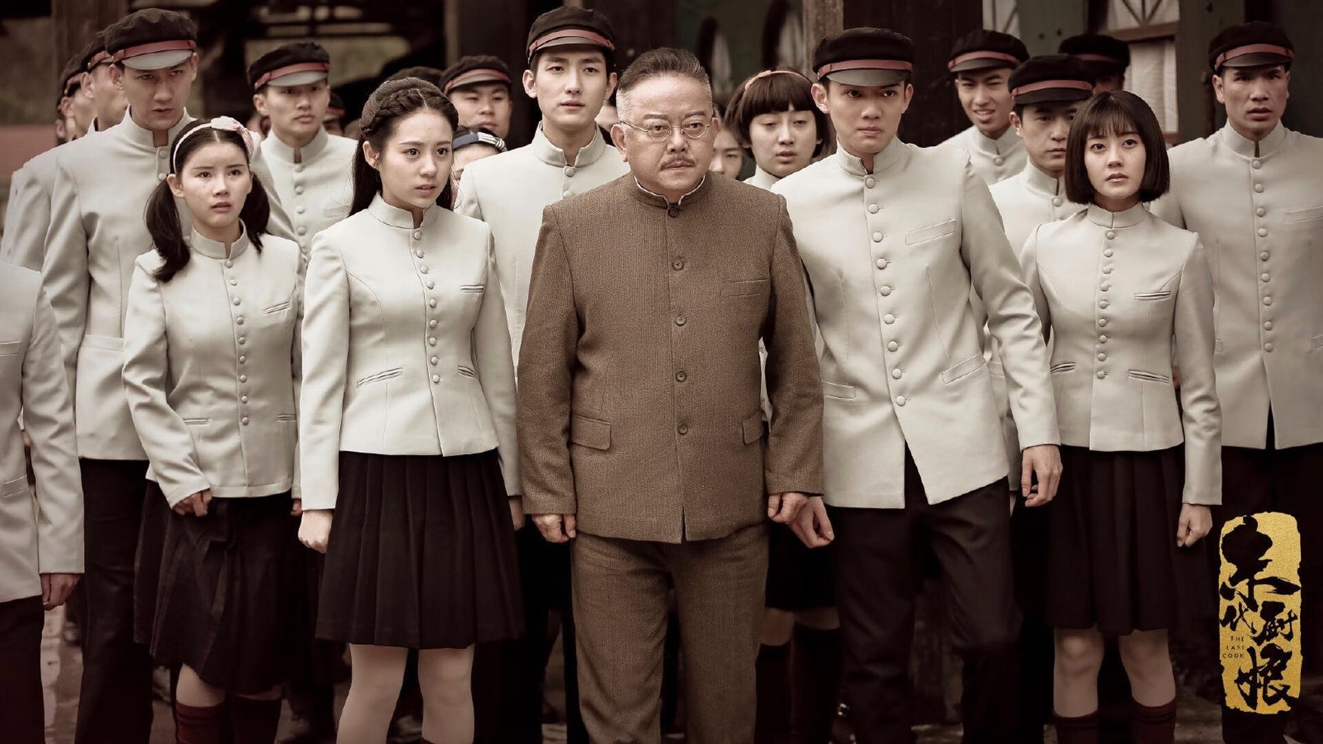 队员合作愈发默契，赢得关键战役，有关队友们的合作的说说