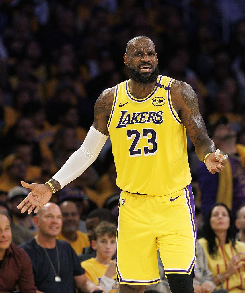 乐鱼体育：湖人队新赛季：詹姆斯能否再次冲击MVP？的简单介绍