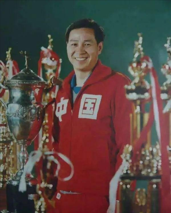 包含乐鱼体育：中国男篮历史上的功勋教练：他们的执教理念与战术思想的词条